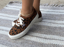 Load image into Gallery viewer, Sonya Leopard Shoes
