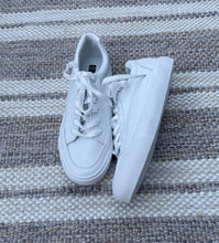 Load image into Gallery viewer, Vivi White Sneakers
