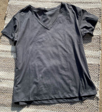 Load image into Gallery viewer, Basic Gray V-Neck Tee
